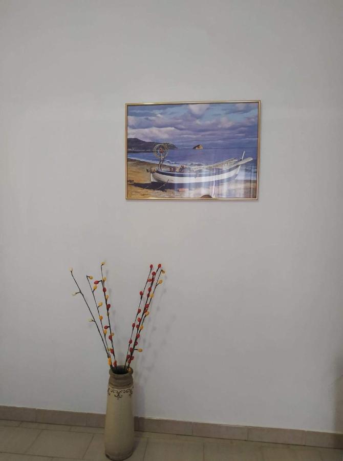 Violet Bedroom And Apartment Спата Екстер'єр фото