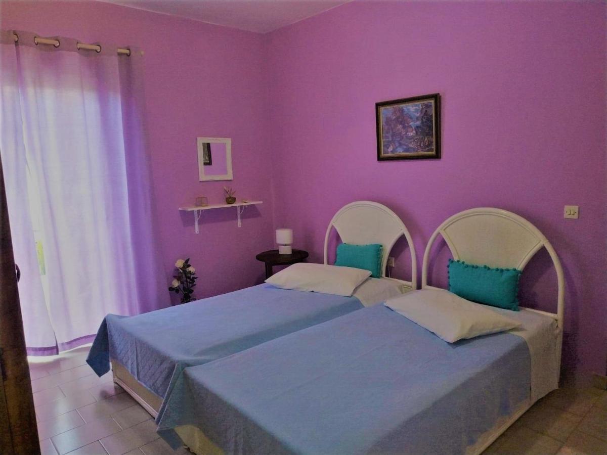 Violet Bedroom And Apartment Спата Екстер'єр фото