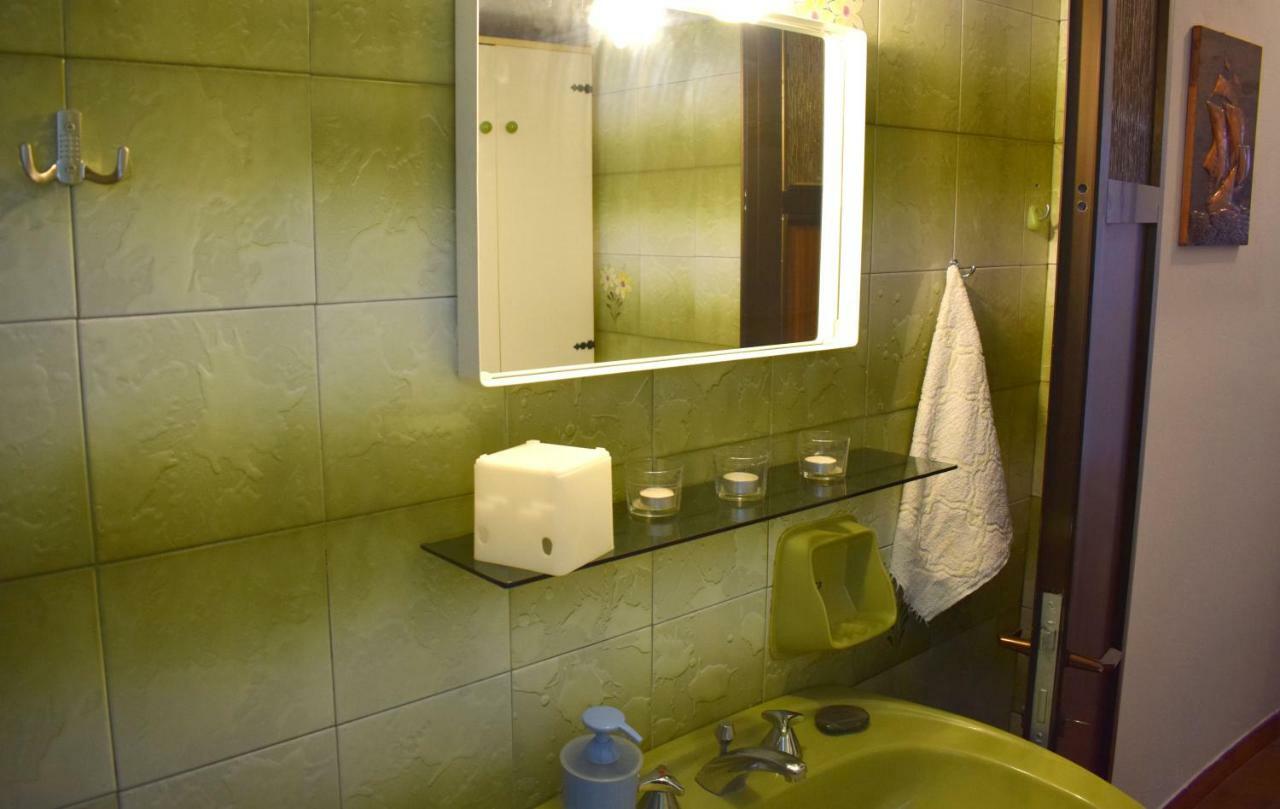 Violet Bedroom And Apartment Спата Екстер'єр фото